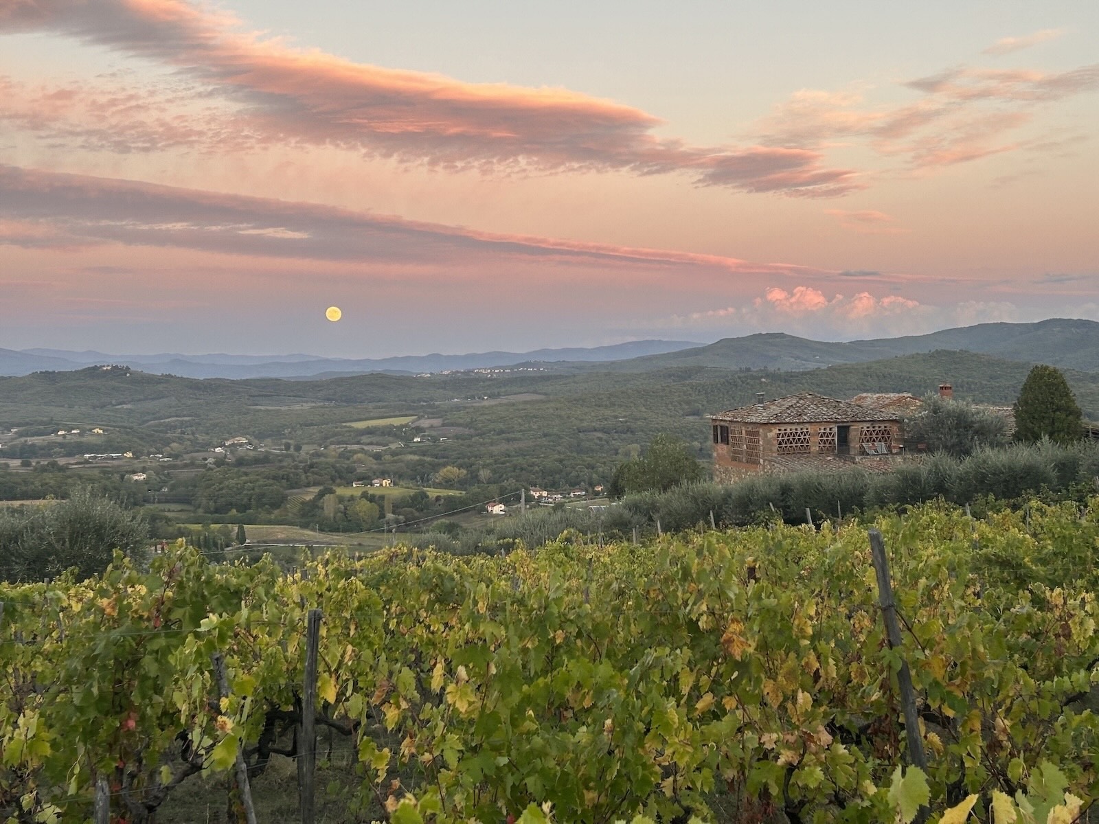 Tramonto sulle colline della Valdambra
